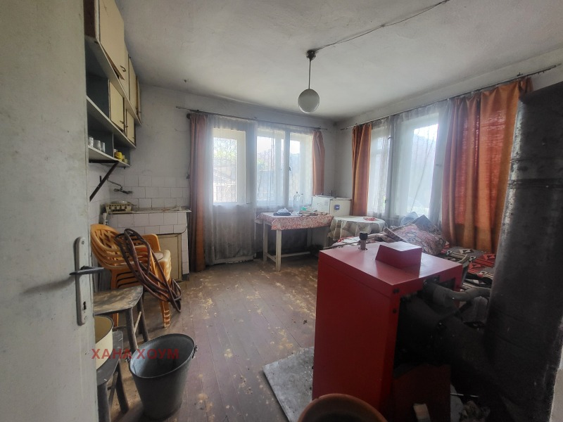 Продава  Къща област Ловеч , гр. Троян , 101 кв.м | 51664137 - изображение [11]