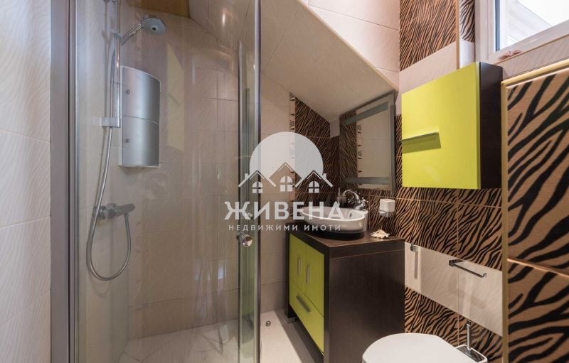 Продава КЪЩА, гр. Варна, Център, снимка 14 - Къщи - 54289428
