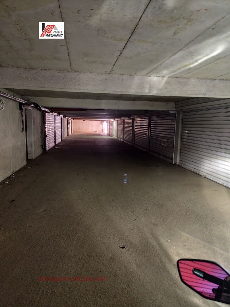 Продава  Гараж град Кърджали , Възрожденци , 25 кв.м | 14416827 - изображение [3]
