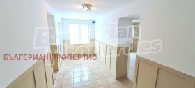 House Dropla, region Dobrich 4