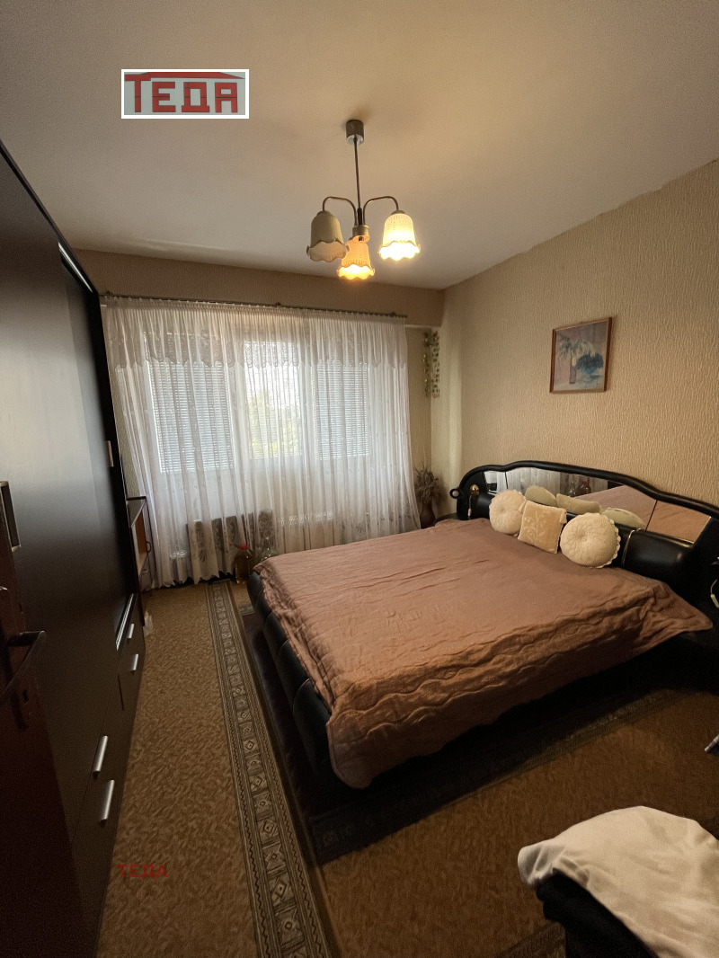 Продава  3-стаен град Враца , Квартал 72 , 81 кв.м | 12982284 - изображение [8]