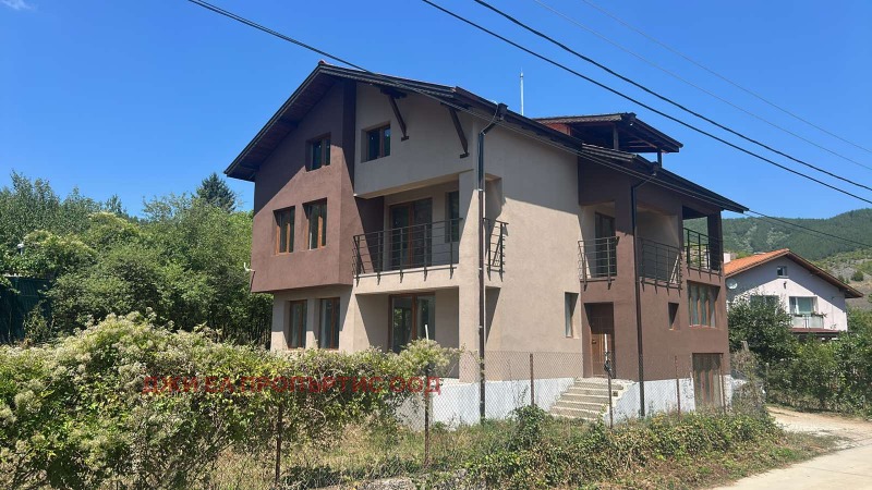 Продава  Къща град София , гр. Нови Искър , 291 кв.м | 19112202 - изображение [17]
