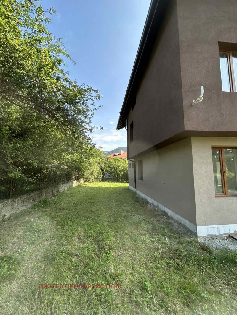 Продава  Къща град София , гр. Нови Искър , 291 кв.м | 19112202 - изображение [4]