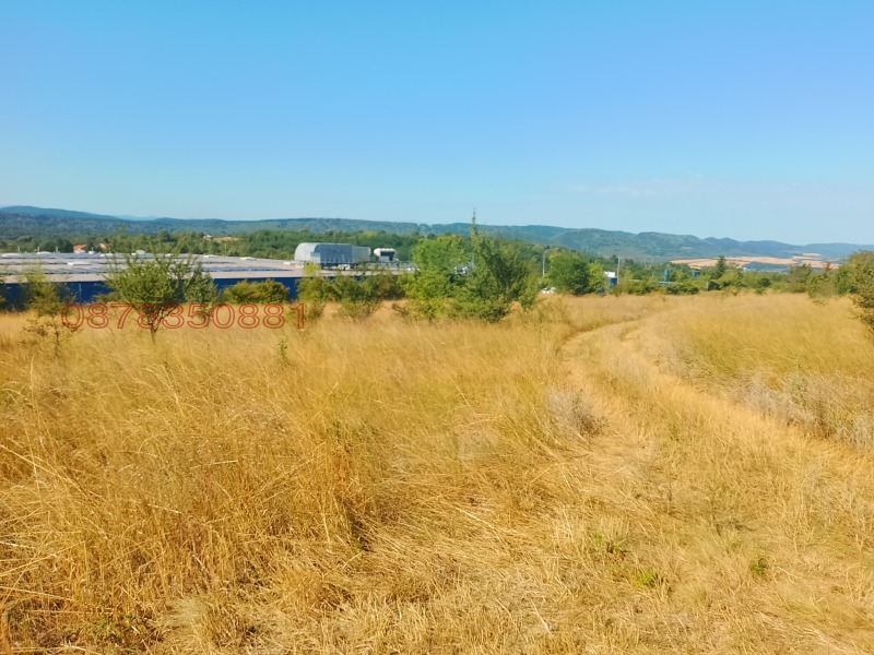 Продава ПАРЦЕЛ в град Велико Търново, Колю Фичето - 4400 кв.м / 450 000 € » 880 123.50 лв.