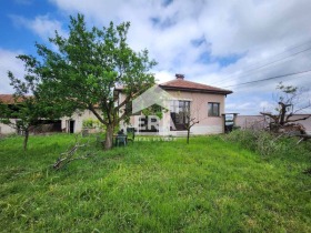 Casa Bazan, região Ruse 3