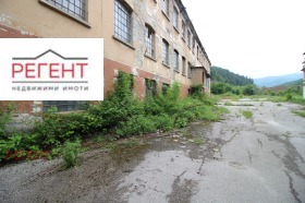 Продава парцел град Габрово Промишлена зона - [1] 