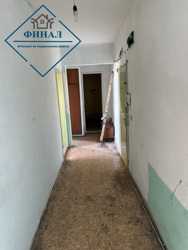 Продава  2-стаен град Шумен , Боян Българанов 2 , 65 кв.м | 77042501 - изображение [2]