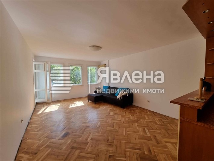 Na prodej  3+ ložnice Varna , Zimno kino Trakija , 180 m2 | 19630747 - obraz [10]