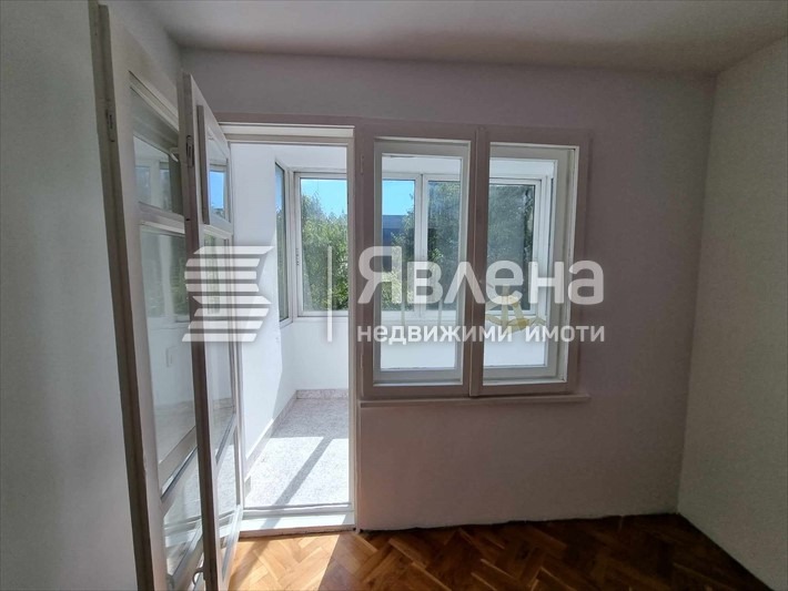 Na prodej  3+ ložnice Varna , Zimno kino Trakija , 180 m2 | 19630747 - obraz [7]