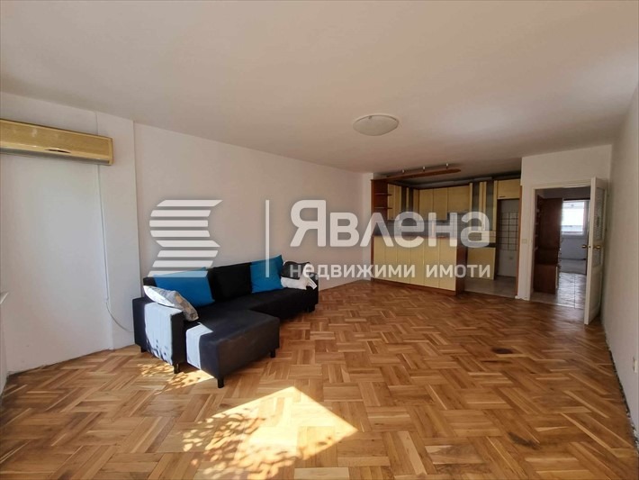 Na prodej  3+ ložnice Varna , Zimno kino Trakija , 180 m2 | 19630747 - obraz [2]