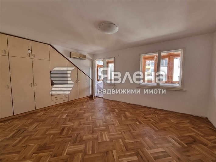 Na prodej  3+ ložnice Varna , Zimno kino Trakija , 180 m2 | 19630747 - obraz [3]