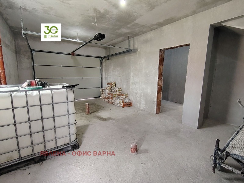 Продава КЪЩА, гр. Варна, Изгрев, снимка 17 - Къщи - 52440629