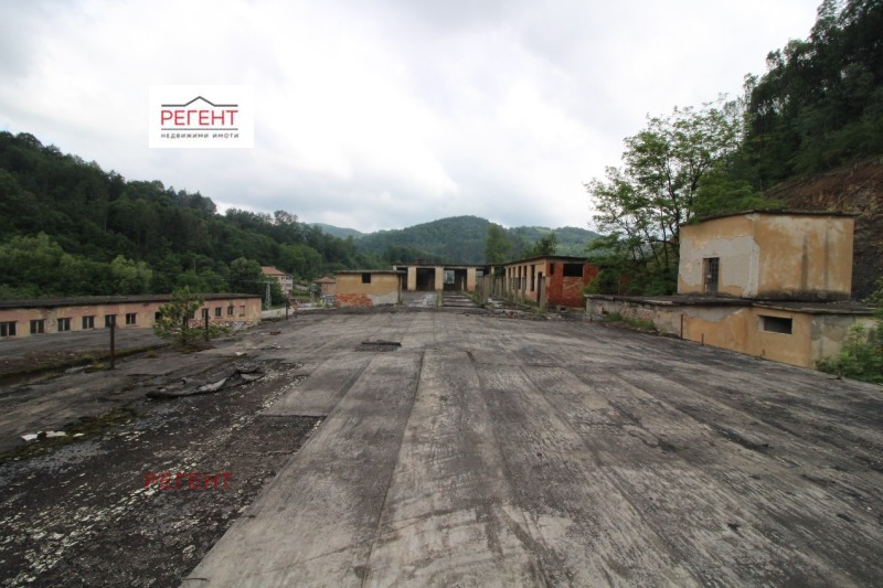 Til salg  Grund Gabrovo , Promishlena zona , 32000 kvm | 58895247 - billede [4]