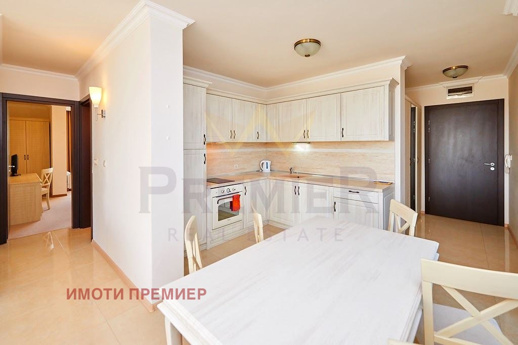 Продава 2-СТАЕН, гр. Поморие, област Бургас, снимка 2 - Апартаменти - 54854221
