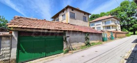 Όροφος σπιτιού Παβληκενη, περιοχή Βέλικο Τάρνοβο