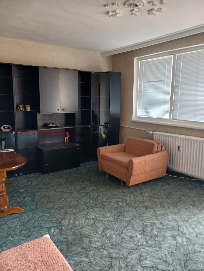 Продава 2-СТАЕН, гр. София, Толстой, снимка 2 - Апартаменти - 53409162