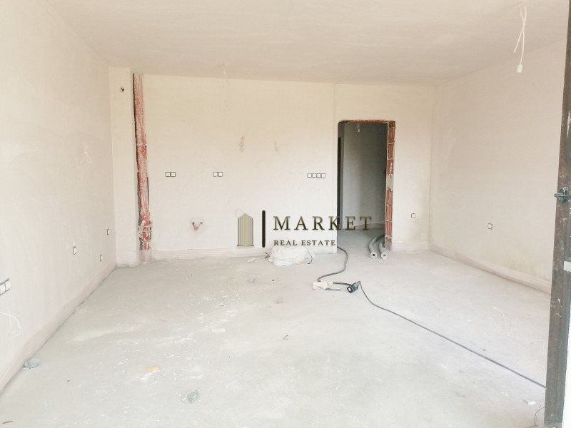 For Sale  2 bedroom Plovdiv , Yuzhen , 68 sq.m | 41207564 - image [3]