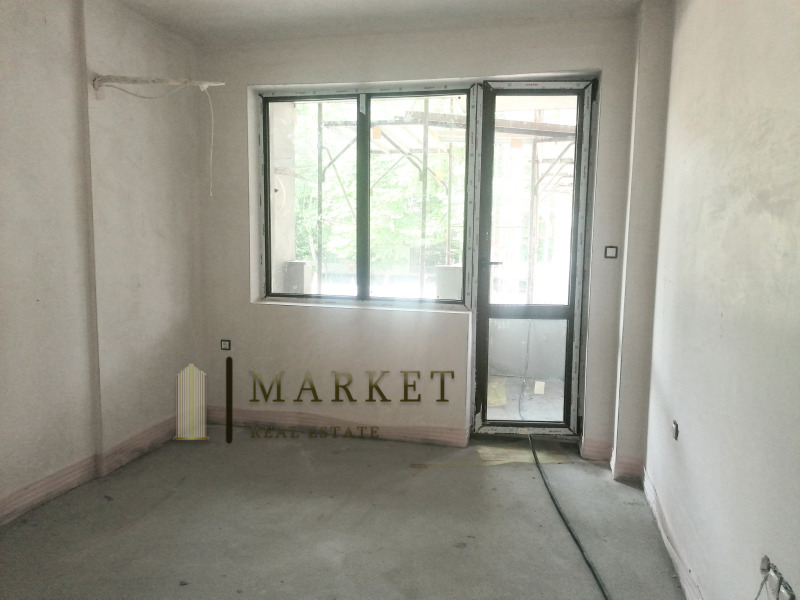 For Sale  2 bedroom Plovdiv , Yuzhen , 68 sq.m | 41207564 - image [8]