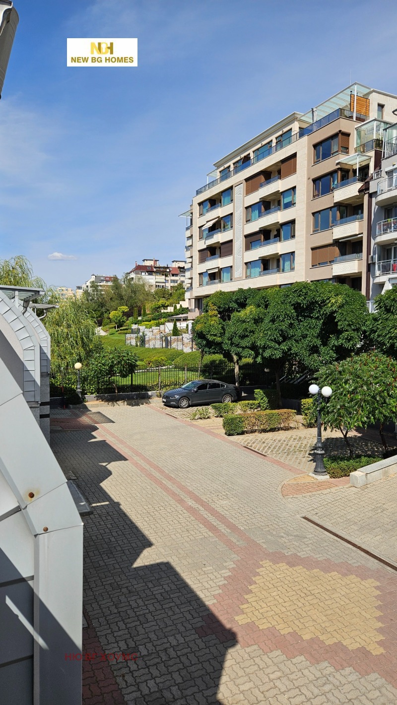 Продава  4-стаен град София , Младост 2 , 260 кв.м | 39776339