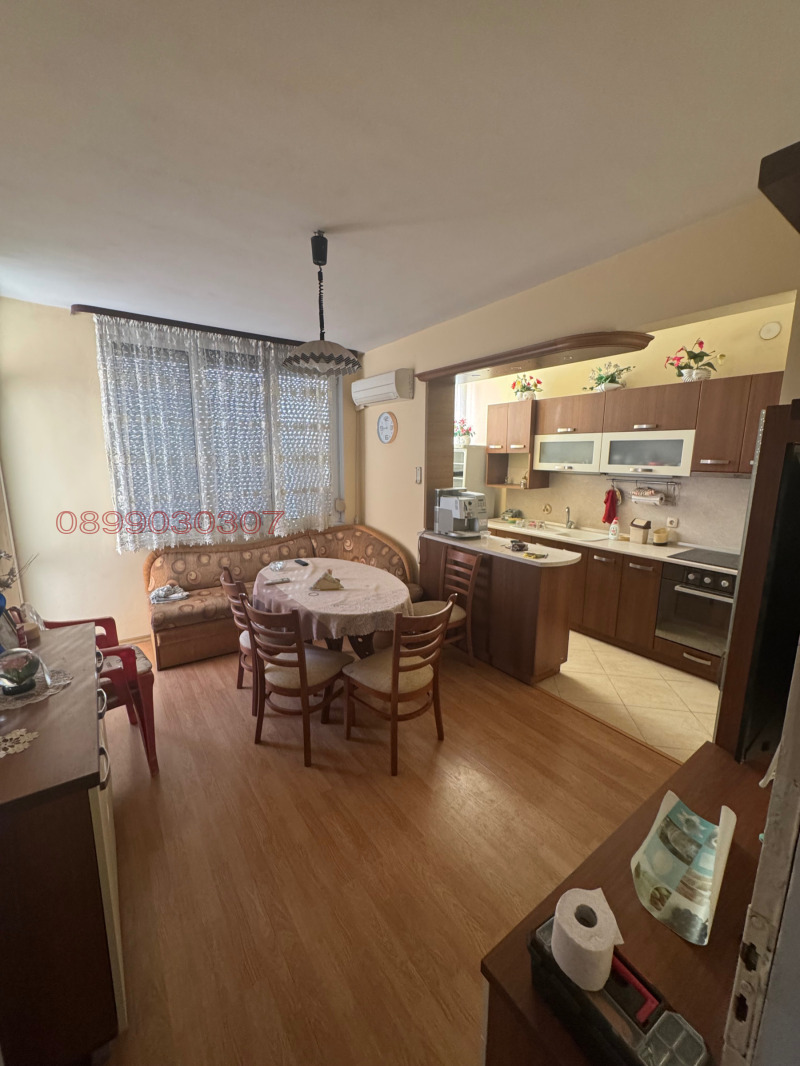 Продава 4-СТАЕН, гр. Димитровград, област Хасково, снимка 2 - Апартаменти - 53059811