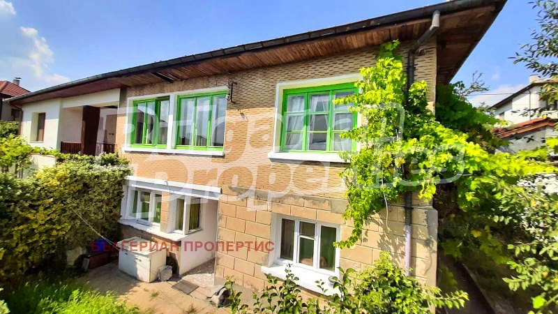 Продава  Къща област Габрово , гр. Трявна , 136 кв.м | 40805939