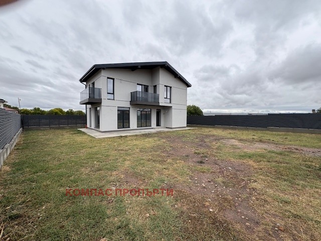 Продава  Къща област София , гр. Елин Пелин , 170 кв.м | 73218709 - изображение [2]