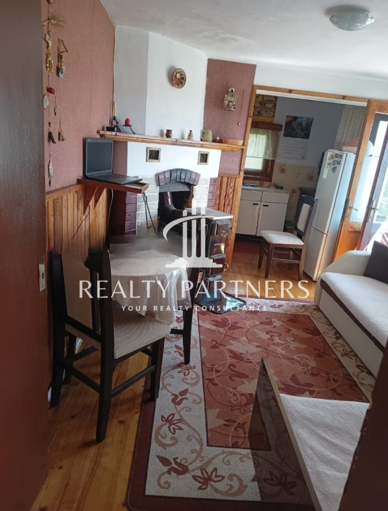 Продава КЪЩА, област Перник, с. Дивотино • 58000 € / 113438.14 лв. • 87243903 1