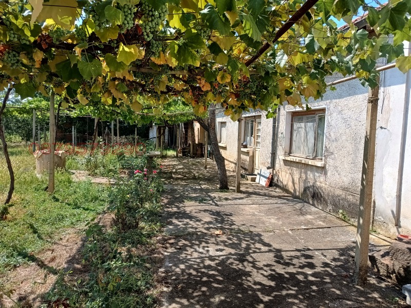 Продава КЪЩА, с. Торос, област Ловеч, снимка 8 - Къщи - 52781284