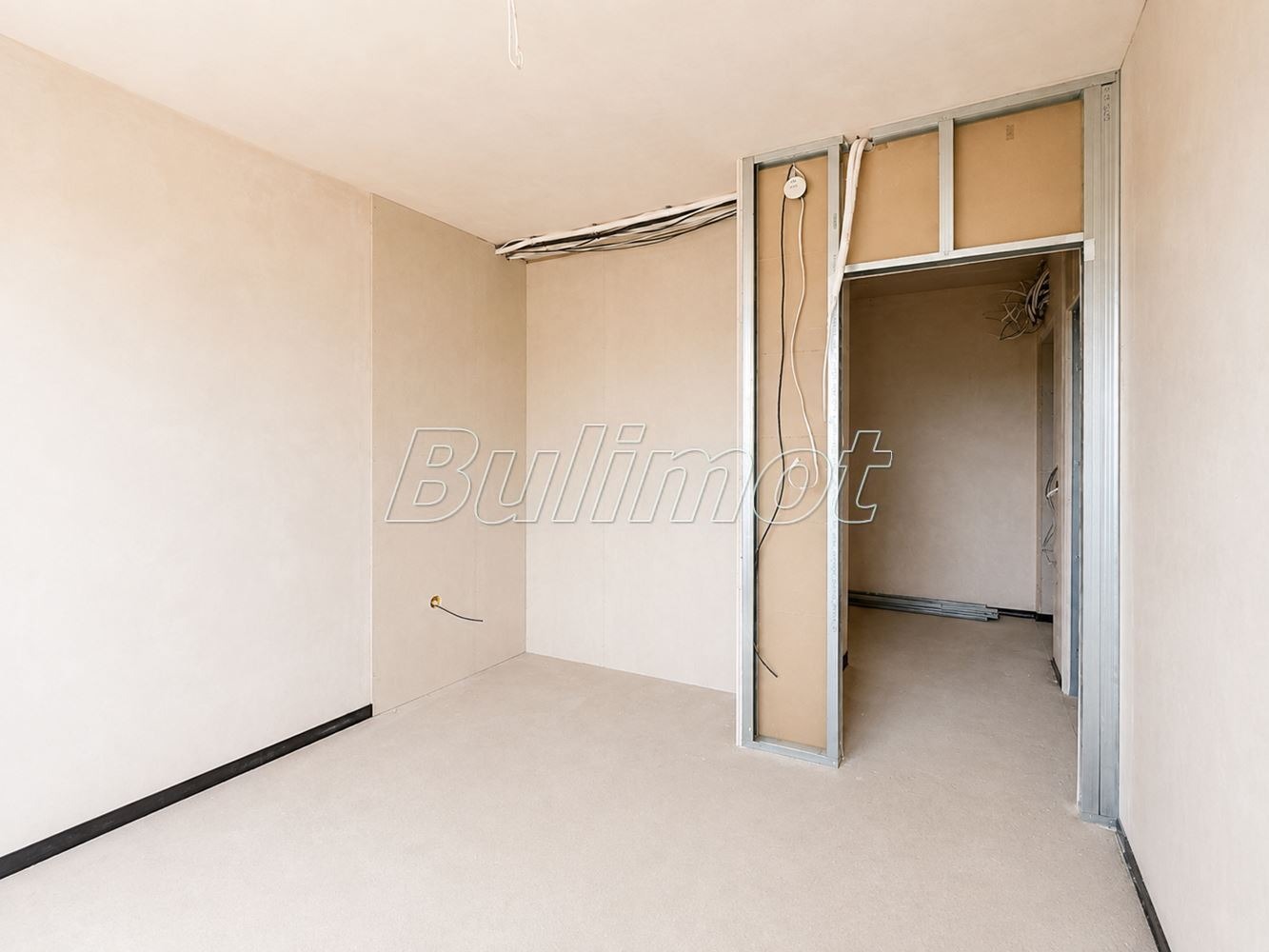 Продава 3-СТАЕН, гр. Варна, к.к. Св.Св. Константин и Елена, снимка 3 - Апартаменти - 55901278