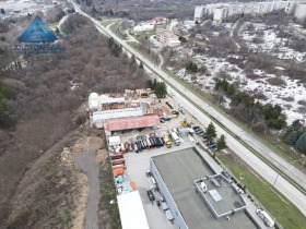 Komplo Industrialna zona - Iztok, Pleven 1