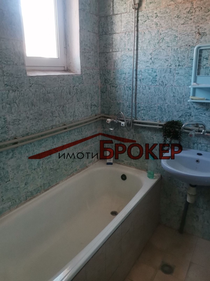 In vendita  2 camere da letto Sliven , Novo selo , 178 mq | 19007732 - Immagine [11]