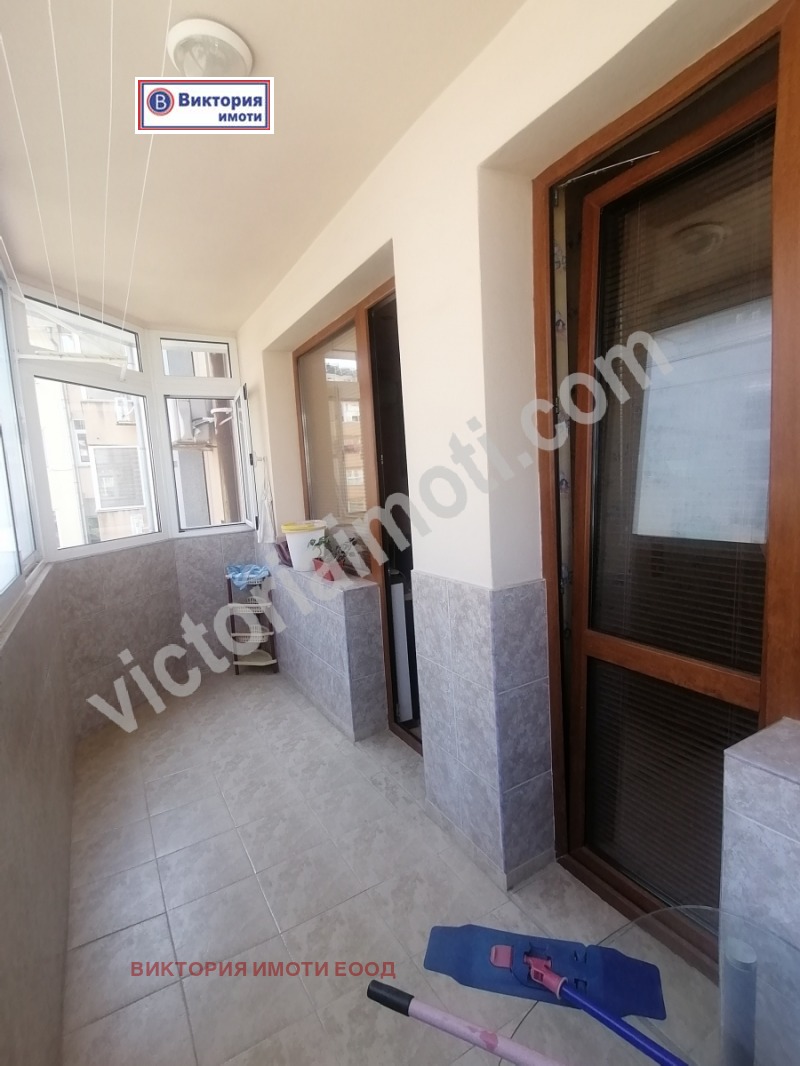 Te koop  2 slaapkamers Veliko Tarnovo , Kolju Fitsjeto , 114 m² | 14061620 - afbeelding [9]