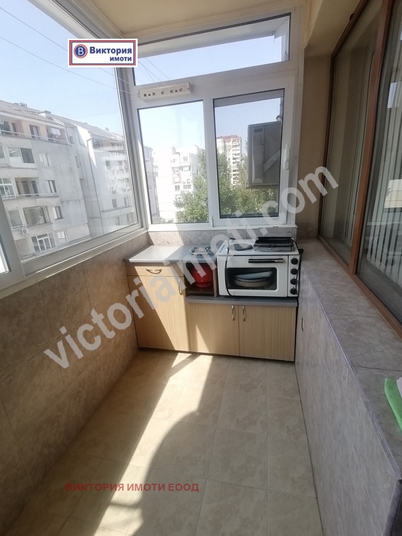 Продава 3-СТАЕН, гр. Велико Търново, Колю Фичето, снимка 4 - Aпартаменти - 48038723