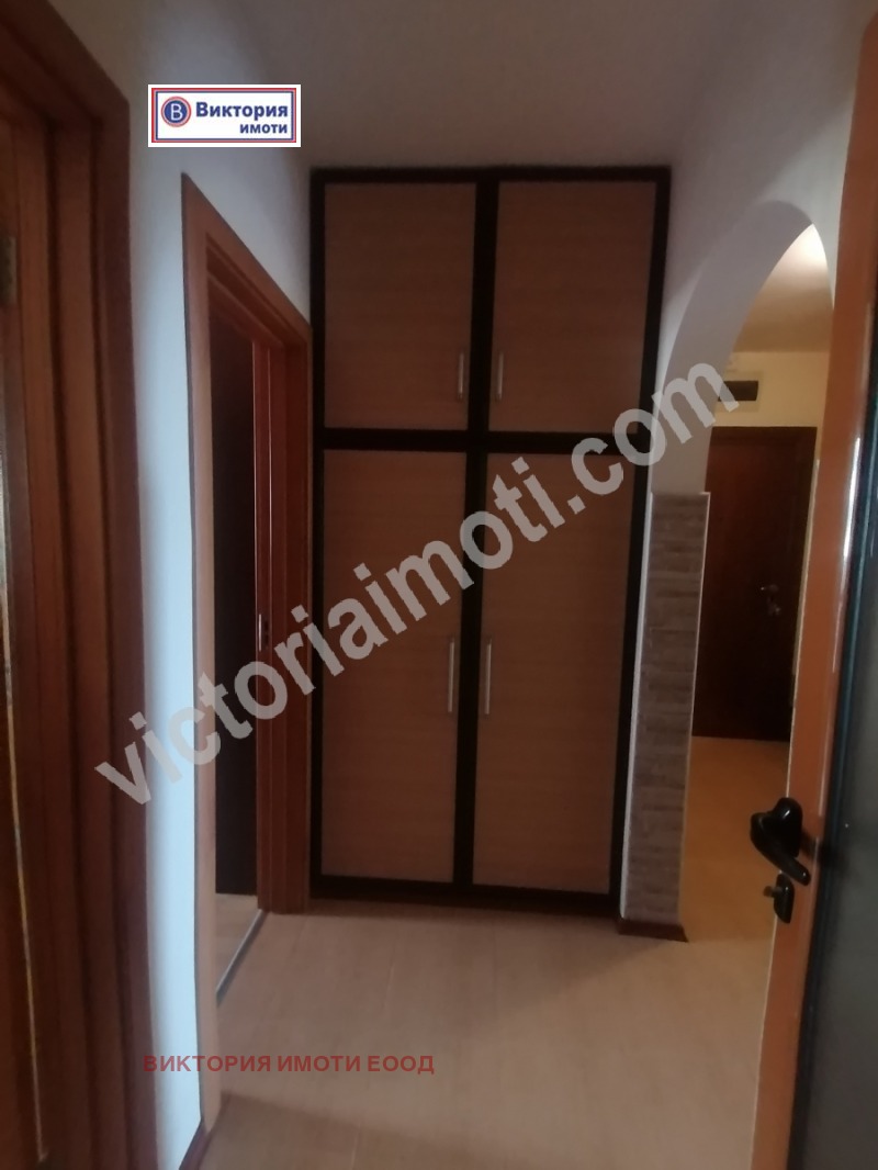 Продава 3-СТАЕН, гр. Велико Търново, Колю Фичето, снимка 7 - Aпартаменти - 48038723