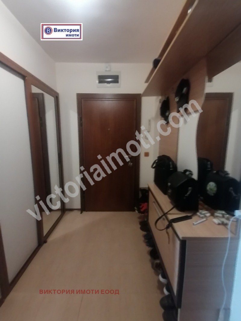 Продава 3-СТАЕН, гр. Велико Търново, Колю Фичето, снимка 5 - Aпартаменти - 48038723