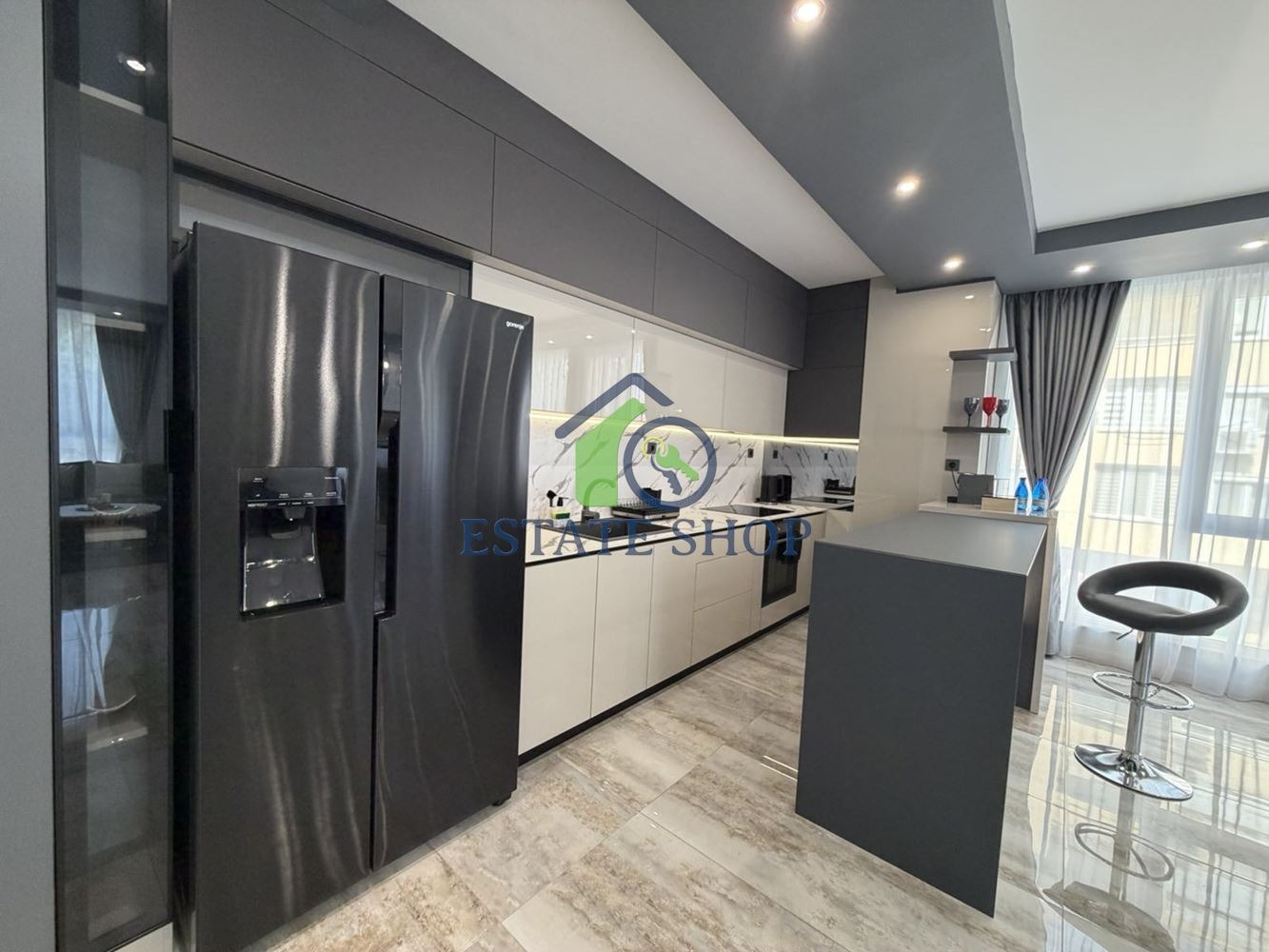 Продава 3-СТАЕН, гр. Пловдив, Център, снимка 2 - Апартаменти - 55184169