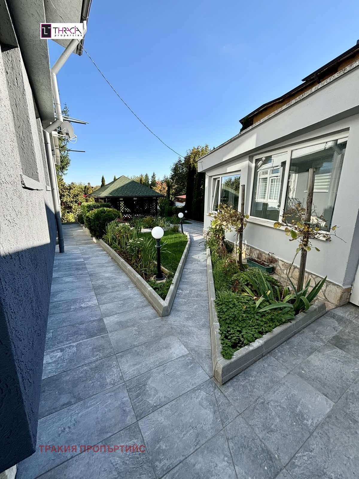 Продава КЪЩА, гр. София, с. Иваняне, снимка 2 - Къщи - 54077673