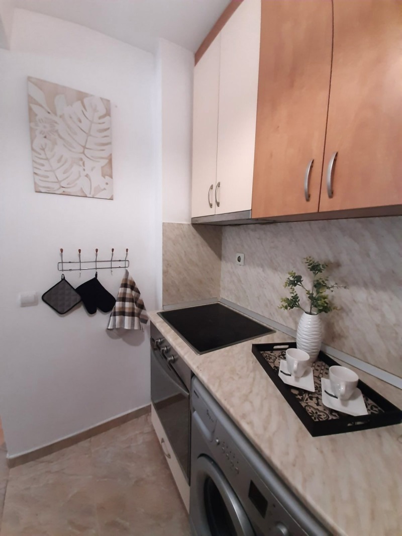 Te koop  2 slaapkamers Plovdiv , Mladezjki Chalm , 80 m² | 99948832 - afbeelding [8]