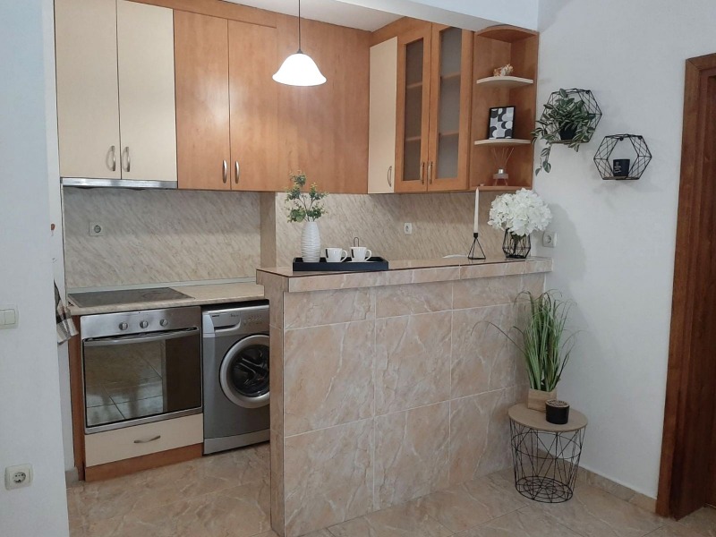 Te koop  2 slaapkamers Plovdiv , Mladezjki Chalm , 80 m² | 99948832 - afbeelding [6]