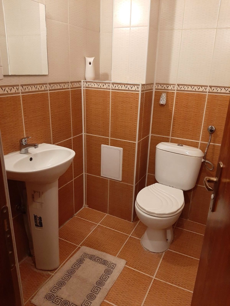 Te koop  2 slaapkamers Plovdiv , Mladezjki Chalm , 80 m² | 99948832 - afbeelding [16]