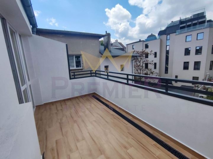 Продава 4-СТАЕН, гр. Варна, Център, снимка 11 - Апартаменти - 55987448