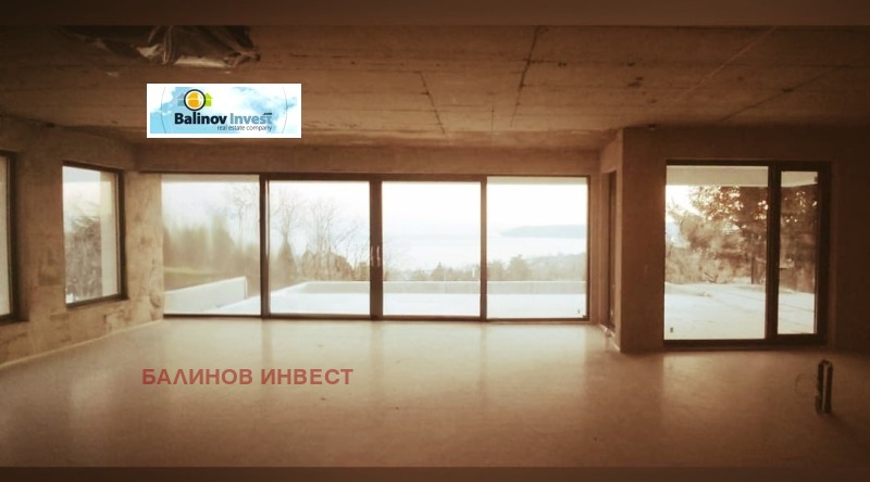 Продава КЪЩА, гр. Варна, Свети Никола