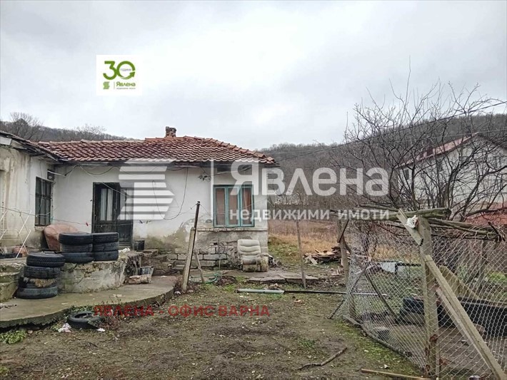 Продава КЪЩА, с. Кипра, област Варна, снимка 4 - Къщи - 46435144