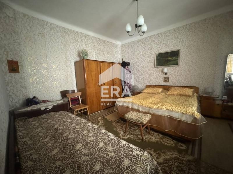 Продава КЪЩА, гр. Силистра, Център, снимка 4 - Къщи - 54545655