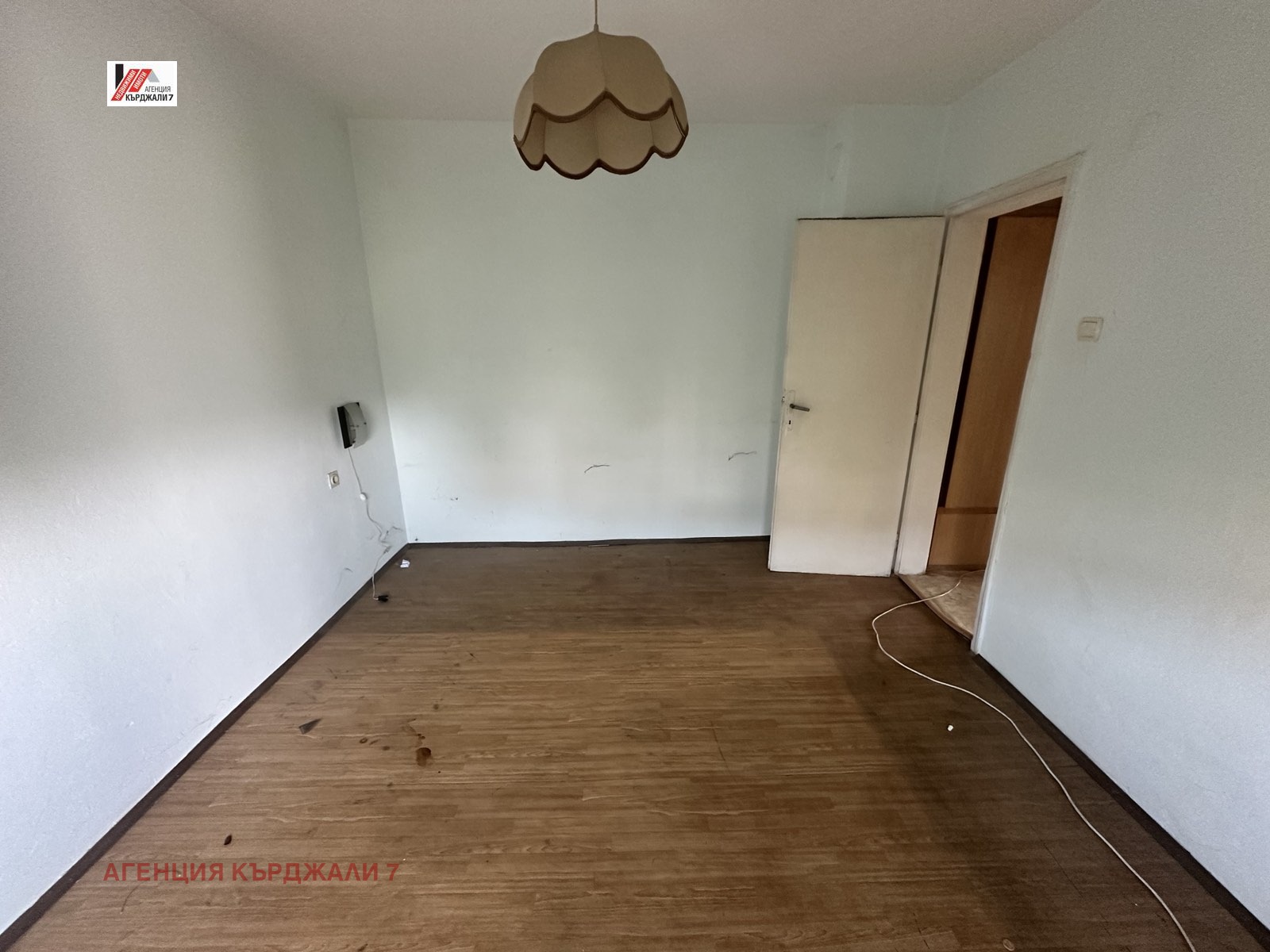 Продава МНОГОСТАЕН, гр. Кърджали, Център, снимка 10 - Апартаменти - 53962492