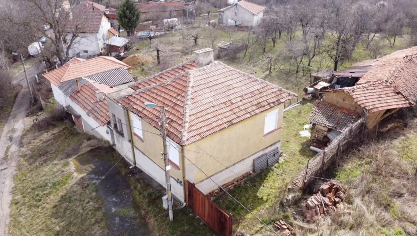 Продава КЪЩА, с. Таваличево, област Кюстендил, снимка 4 - Къщи - 53723511