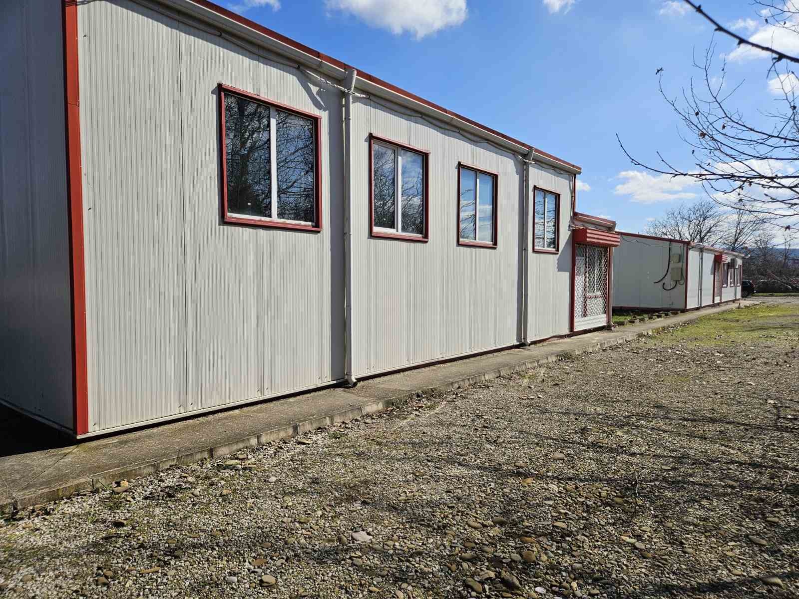 Продава ПРОМ. ПОМЕЩЕНИЕ, гр. Ловеч, Промишлена зона - Север, снимка 4 - Производствени сгради - 53532594