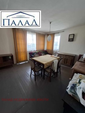 Продава Къща