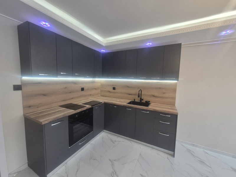 Продава 2-СТАЕН, гр. Плевен, 9-ти квартал, снимка 12 - Апартаменти - 53378736