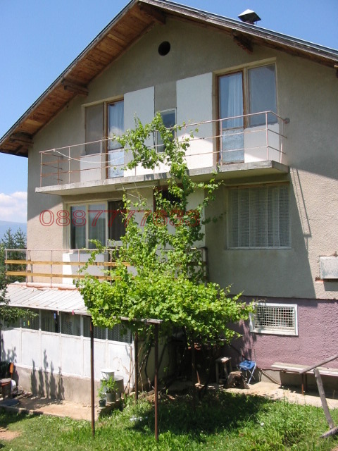 Продава ВИЛА, с. Лешниковци, област Перник, снимка 2 - Вили - 53205012